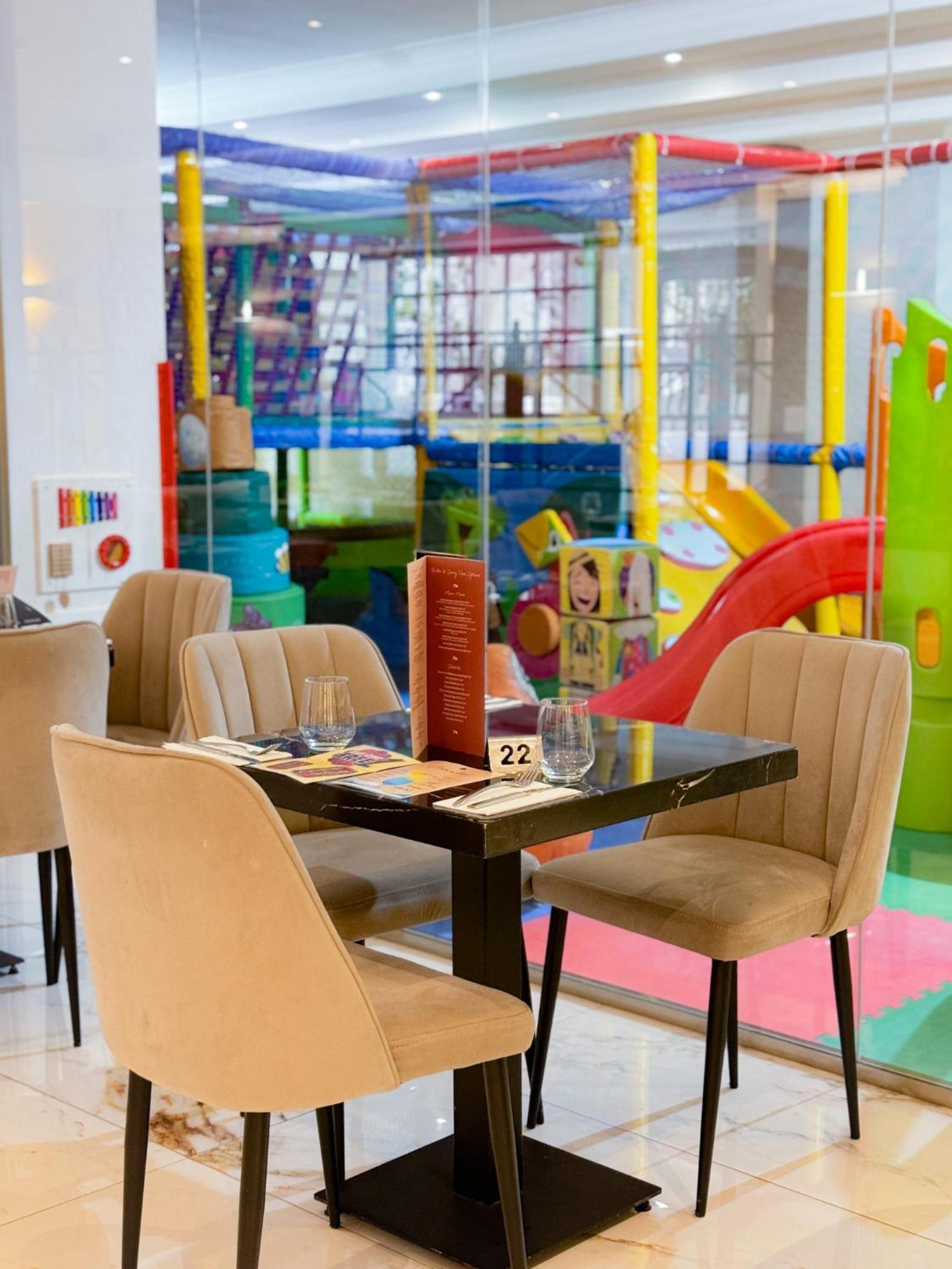 Soreda Hotel Кавра Екстериор снимка